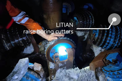 Proyecto en curso | Elevar herramientas de perforación aburridos en la mina de hierro de Yunnan